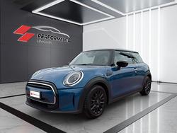 Mini 3 Porte Cooper Classic Premium Mid Package TE