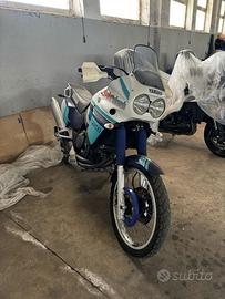 Yamaha XTZ 750