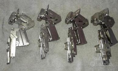 Varie cerniere per cucina