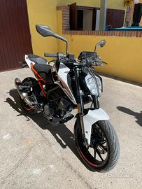 Ktm duke 125