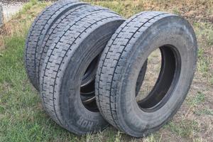 Gomme 12 R 22.5