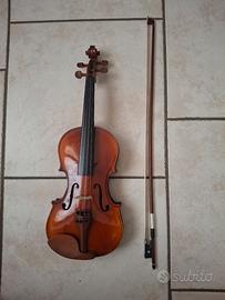 Violino completo di custodia 