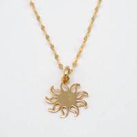 Collana in oro giallo 18 kt con il sole E.819