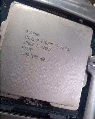 CPU Intel i7-AMD e varie CPU x Desktop e Portatili
