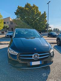 Mercedes-Benz Classe B 180d automatic business ext