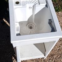 Mobile lavello in resina