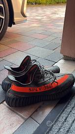 Yeezy 350 v2 cabon beluga