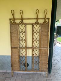 Appendiabiti in legno