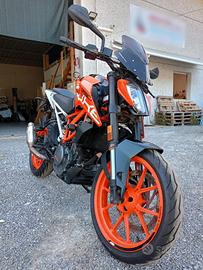 KTM 390 Duke
