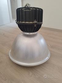 LAMPADE INDUSTRIALE