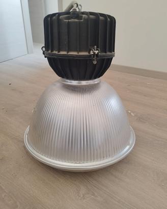 LAMPADE INDUSTRIALE