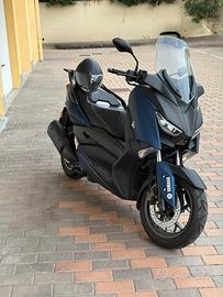 Yamaha x-max 300