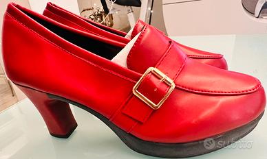 Eleganti scarpe donna in pelle rossa