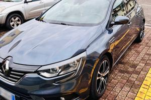 Megane 2018 Intense – Full optional