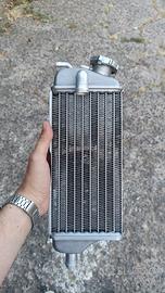 Radiatore destro