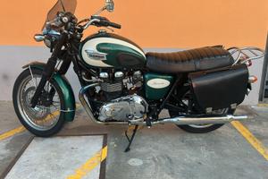 Triumph Bonneville turing