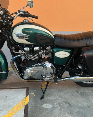 Triumph Bonneville turing