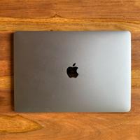 MacBook Pro 13” 2016 – 16GB RAM – 2 Thunder