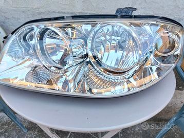 Fanale ant. six posto guida fiat punto