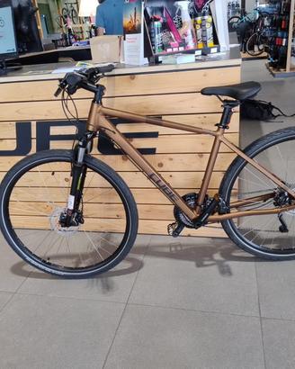 Cube Tour Nature Pro
