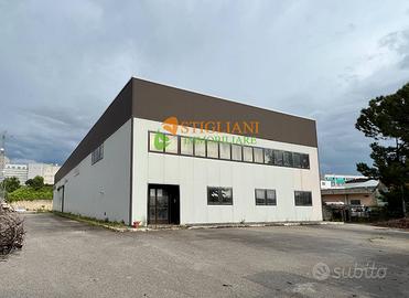 Capannone, Contrada Colle delle Api - Campobasso