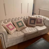 Divano bianco ecopelle