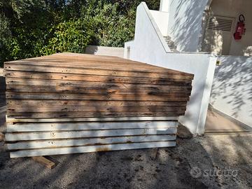 Pedane in legno con struttura in ferro per esterno