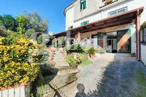 Villa bifamiliare Giugliano in Campania (Licola)