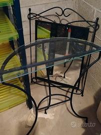 mobile ferro battuto