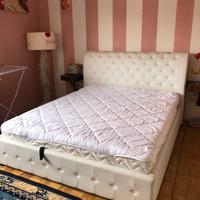 Letto matrimoniale con contenitore