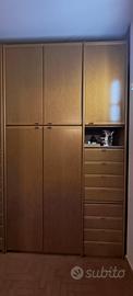 Guardaroba in legno a 3 ante