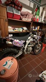 Moto cross 250 4 tempi