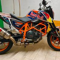 KTM Duke 690