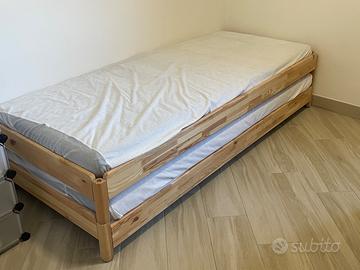 Letto Ikea UTÅKER e materassi ÅGOTNES come nuovi