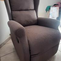 POLTRONA RECLINABILE