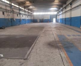 Povoletto capannone 3 vani 3500 Mq