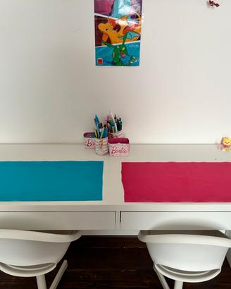 Scrivania bianca doppia + 2 sedie