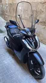 Scooter SH 150