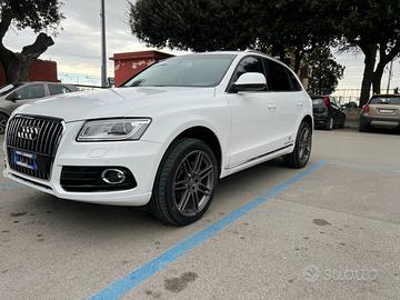 Audi Q5 quattro