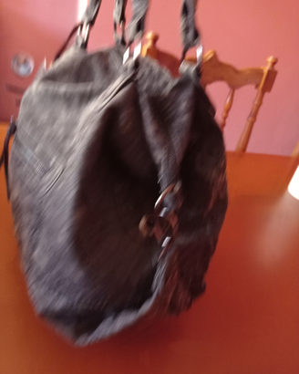 Borsa donna mai usata