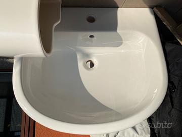 Lavabo ideal standard con mezza colonna
