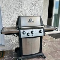 barbecue a gas della Broil King