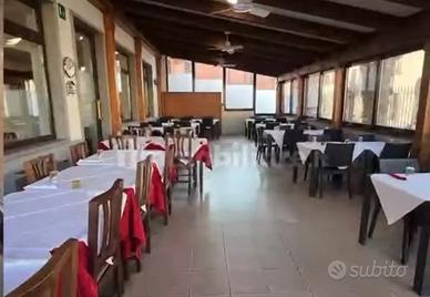 Attività ristorante pizzeria