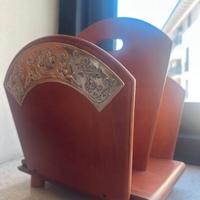 Portariviste in legno con decorazione in argento