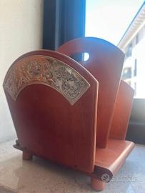 Portariviste in legno con decorazione in argento