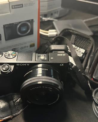 Sony α6000 + obiettivo 16-50mm OSS – 7038 scatti
