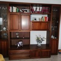 Mobile sala da pranzo completo di tavolo e sedie