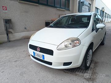 fiat punto Natural Power 2013 neopatentati 