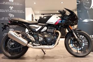 Triumph Thruxton 400