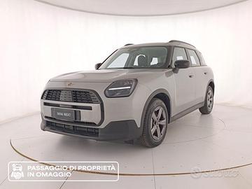 Mini Mini Countryman 2.0 48V D Essential auto